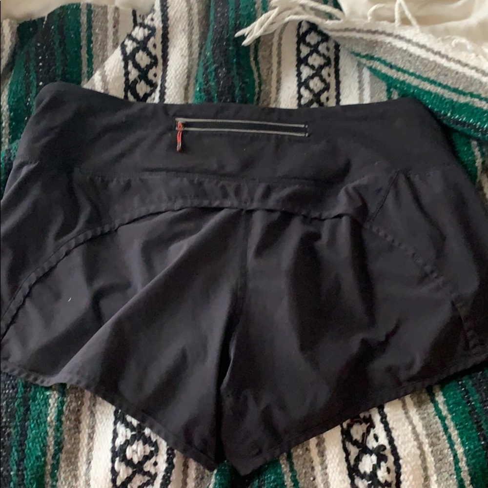 Black lulu shorts size 8